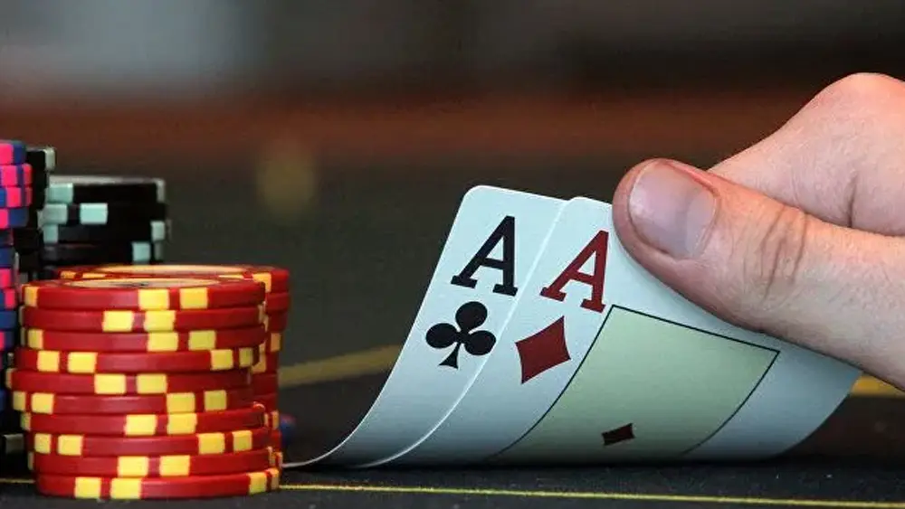 德州扑克游戏中文下载：新手教程与SNG赛事全攻略