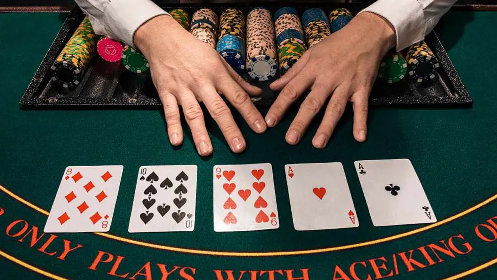 棋牌游戏新战场，明牌抢庄牛牛等你来征服！