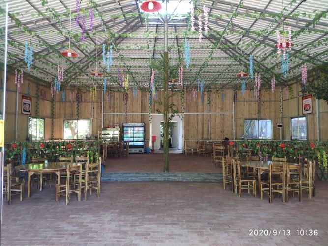 农家乐团建拓展夏令营烧烤漂流一站式服务